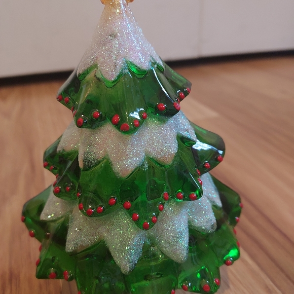 Northlight Green and White Beaded Frosted Christmas Tree Night Light - Picture 4 of 7